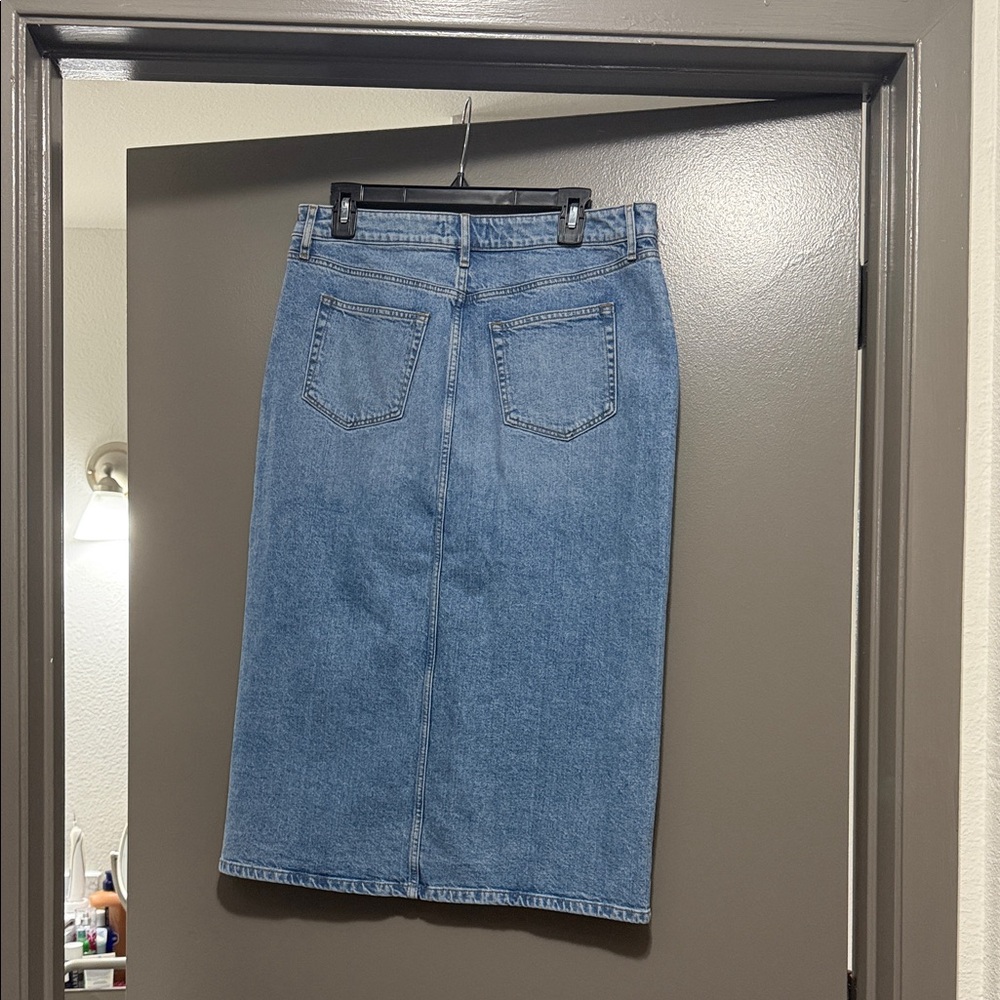 LOFT Denim Midi Skirt - Picture 4 of 4